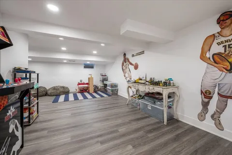 $725,000 | 1246 Laurel Avenue, Deerfield, IL 60015