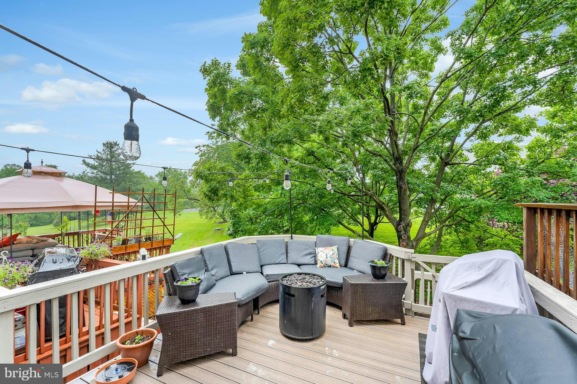 43602 Blacksmith Square Ashburn, VA 20147 - Photo 27 of 33 a view of deck with patio