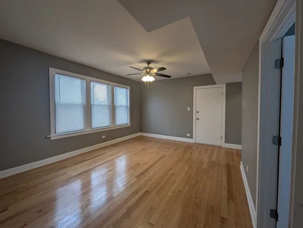 $1,450 | 11005 South Perry Avenue, Unit 2, Chicago, IL 60628
