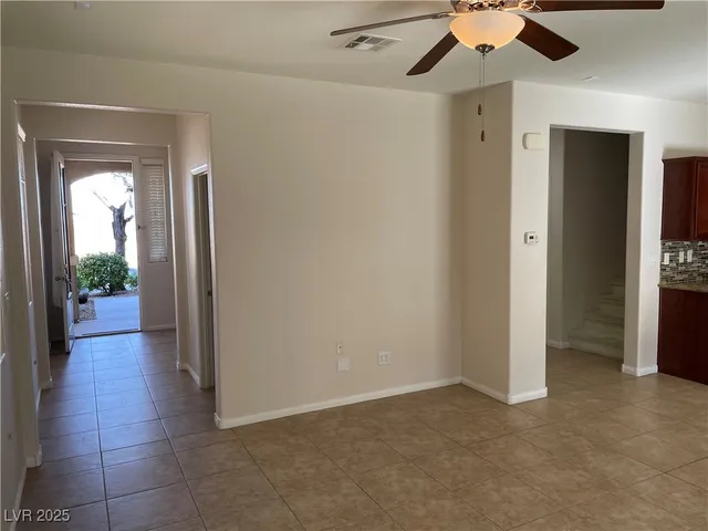 $2,000 | 8825 West Torino Avenue, Las Vegas, NV 89148