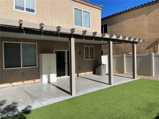 $2,000 | 8825 West Torino Avenue, Las Vegas, NV 89148