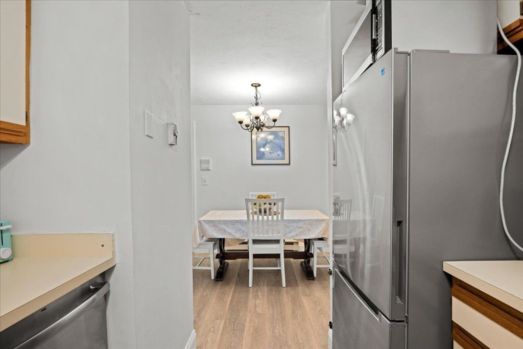 36 B Gibbs Street, Unit 18 Worcester, MA 01607 - Photo 2 of 20