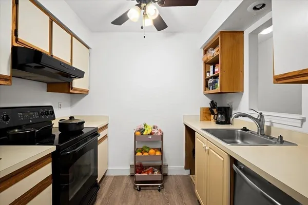 $245,000 | 36 B Gibbs Street, Unit 18, Worcester, MA 01607