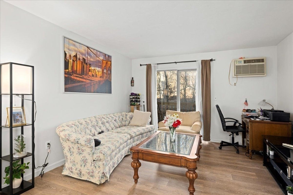 36 B Gibbs Street, Unit 18 Worcester, MA 01607 - Photo 8 of 20