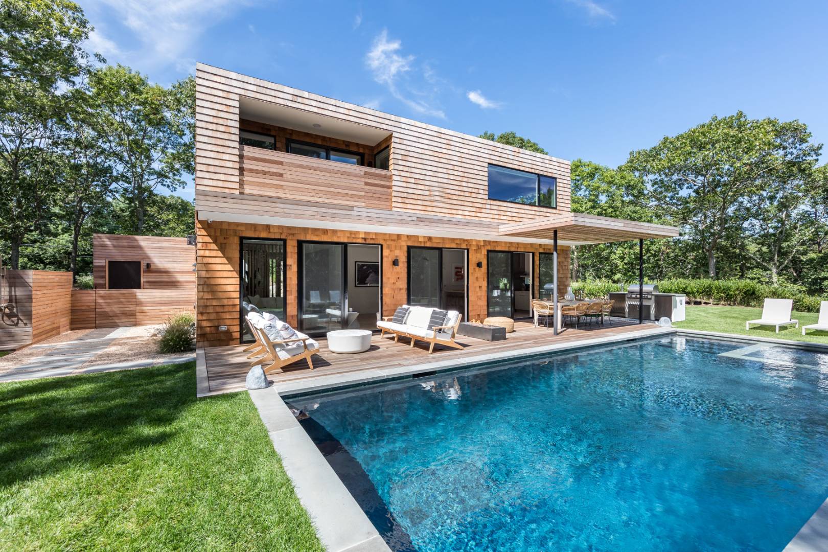 3 Whooping Hollow Road East Hampton, NY 11937 - Photo 2 of 23 Gallery Image 2