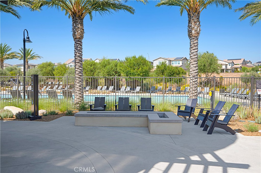 32063 Dayspring Way Temecula, CA 92591 - Photo 43 of 65 HOA pool