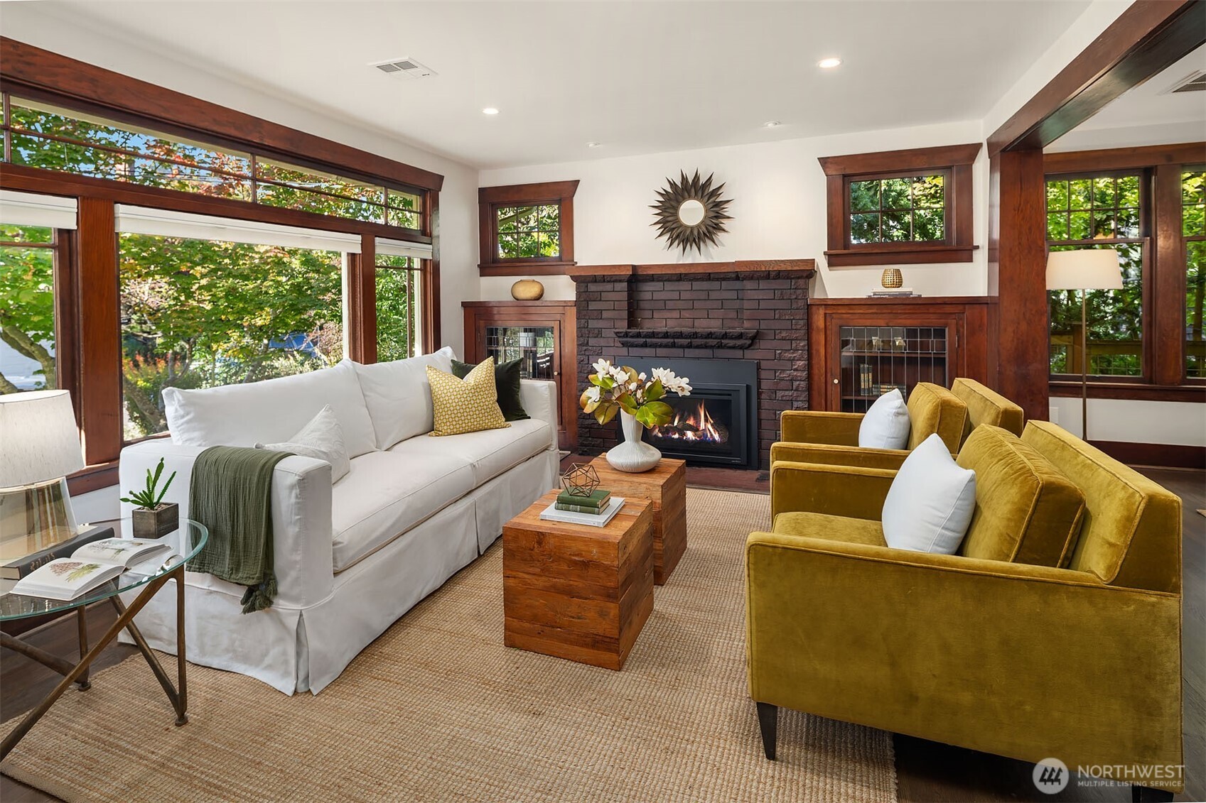 1418 33rd Avenue Seattle, WA 98122 - Photo 3 of 35