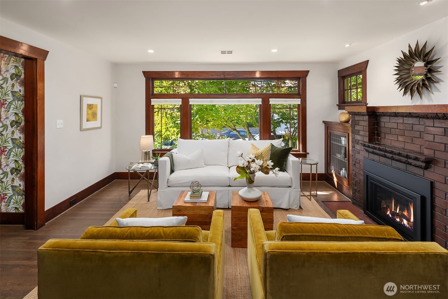 1418 33rd Avenue Seattle, WA 98122 - Photo 4 of 35