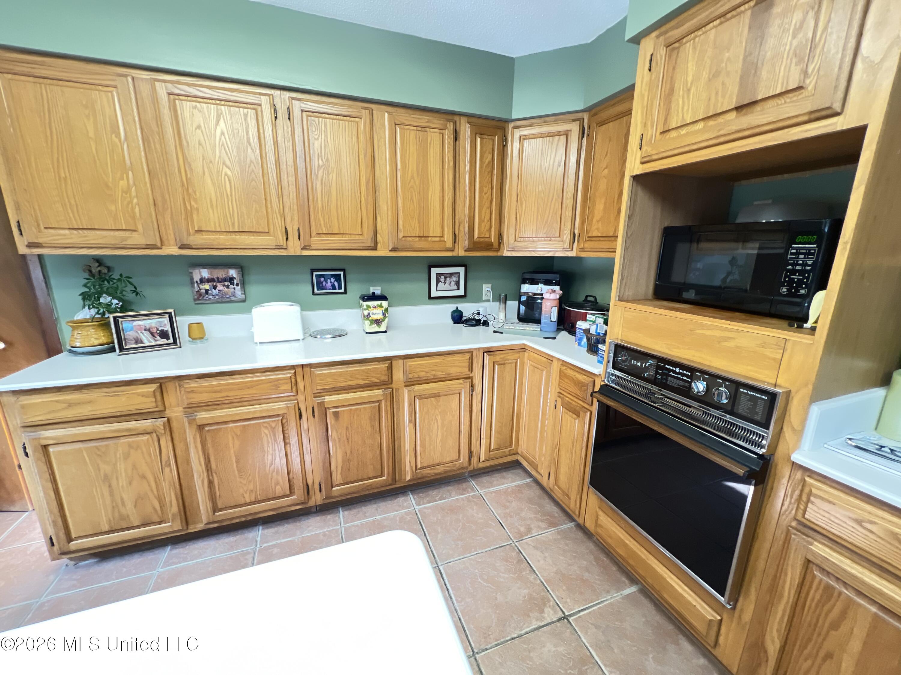 654 Koula Place Diamondhead, MS 39525 - Photo 11 of 35 IMG_5839