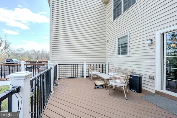 $650,000 | 42624 Lisburn Chase Terrace, Chantilly, VA 20152