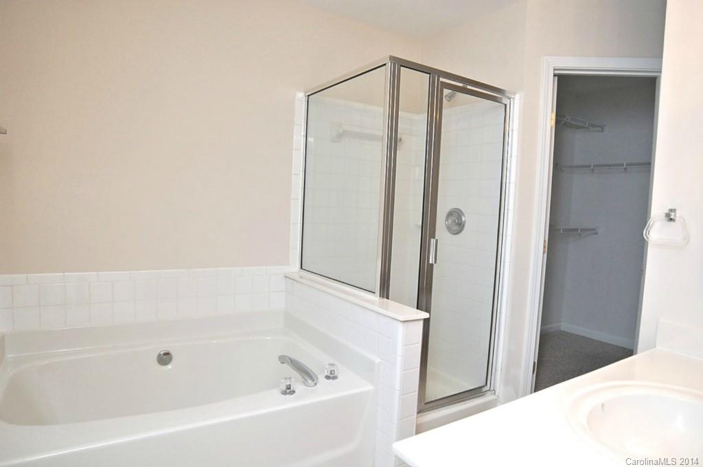 12315 Cardinal Point Road Charlotte, NC 28269 - Photo 20 of 24 Gallery Image 20