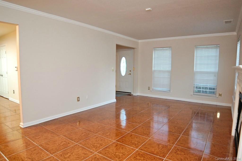 12315 Cardinal Point Road Charlotte, NC 28269 - Photo 6 of 24 Gallery Image 6