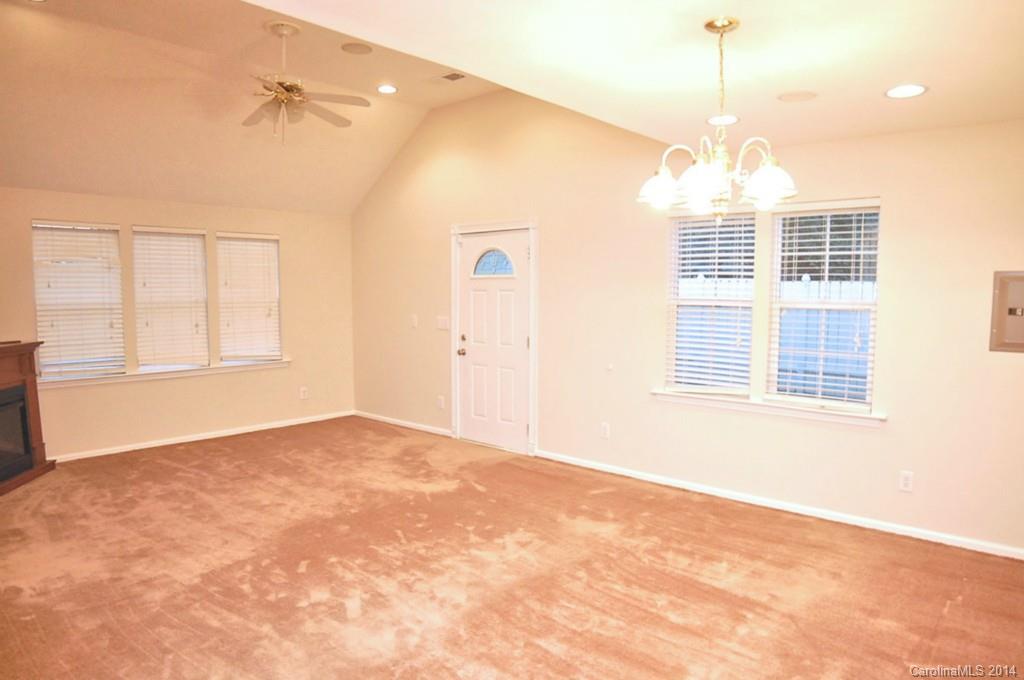 12315 Cardinal Point Road Charlotte, NC 28269 - Photo 7 of 24 Gallery Image 7