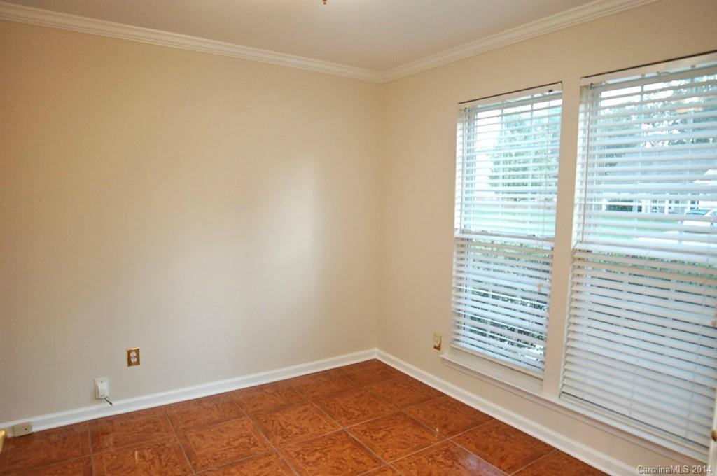 12315 Cardinal Point Road Charlotte, NC 28269 - Photo 9 of 24 Gallery Image 9