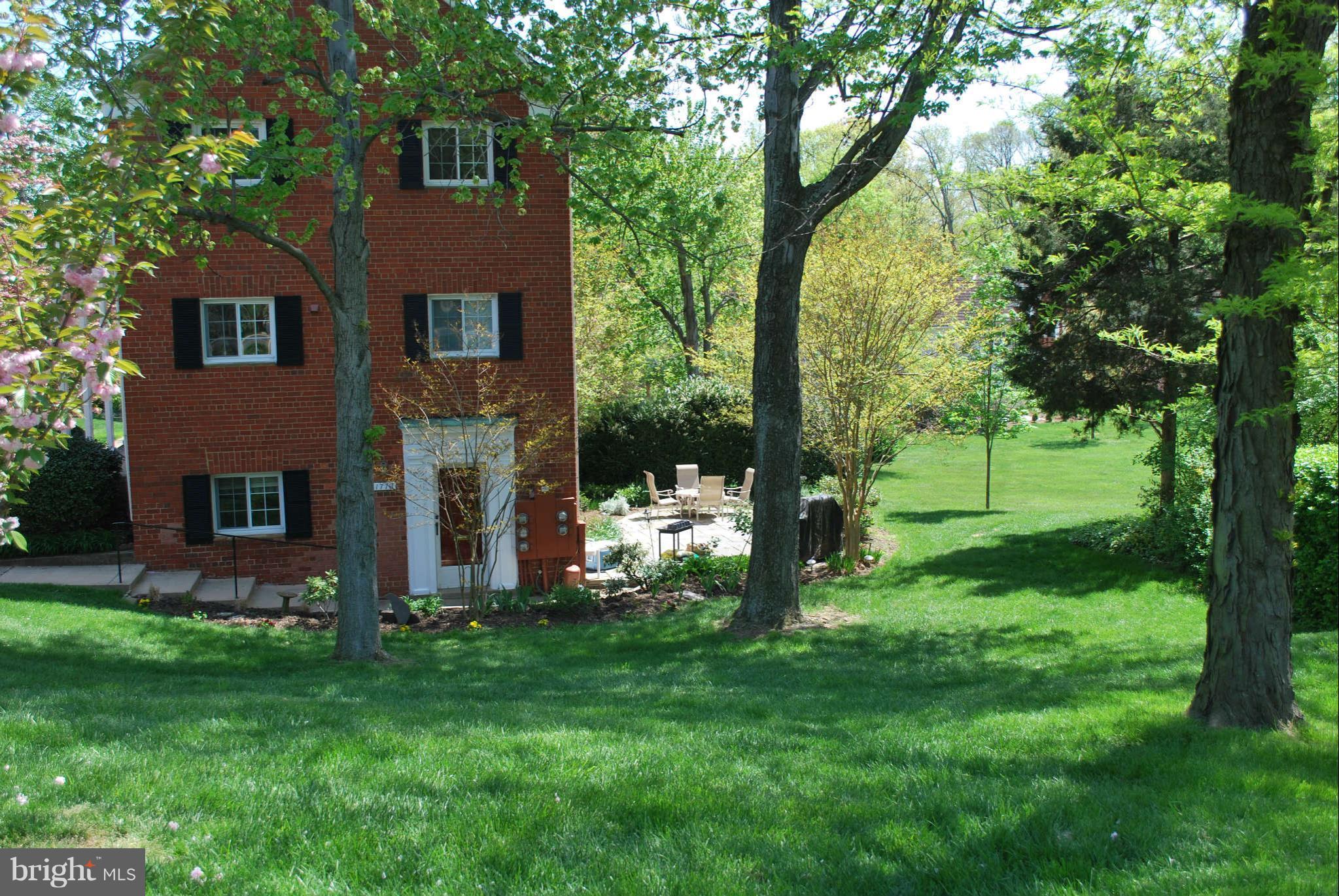 1770 Preston Road, Unit 823 Alexandria, VA 22302 - Photo 1 of 21 Exterior (General)