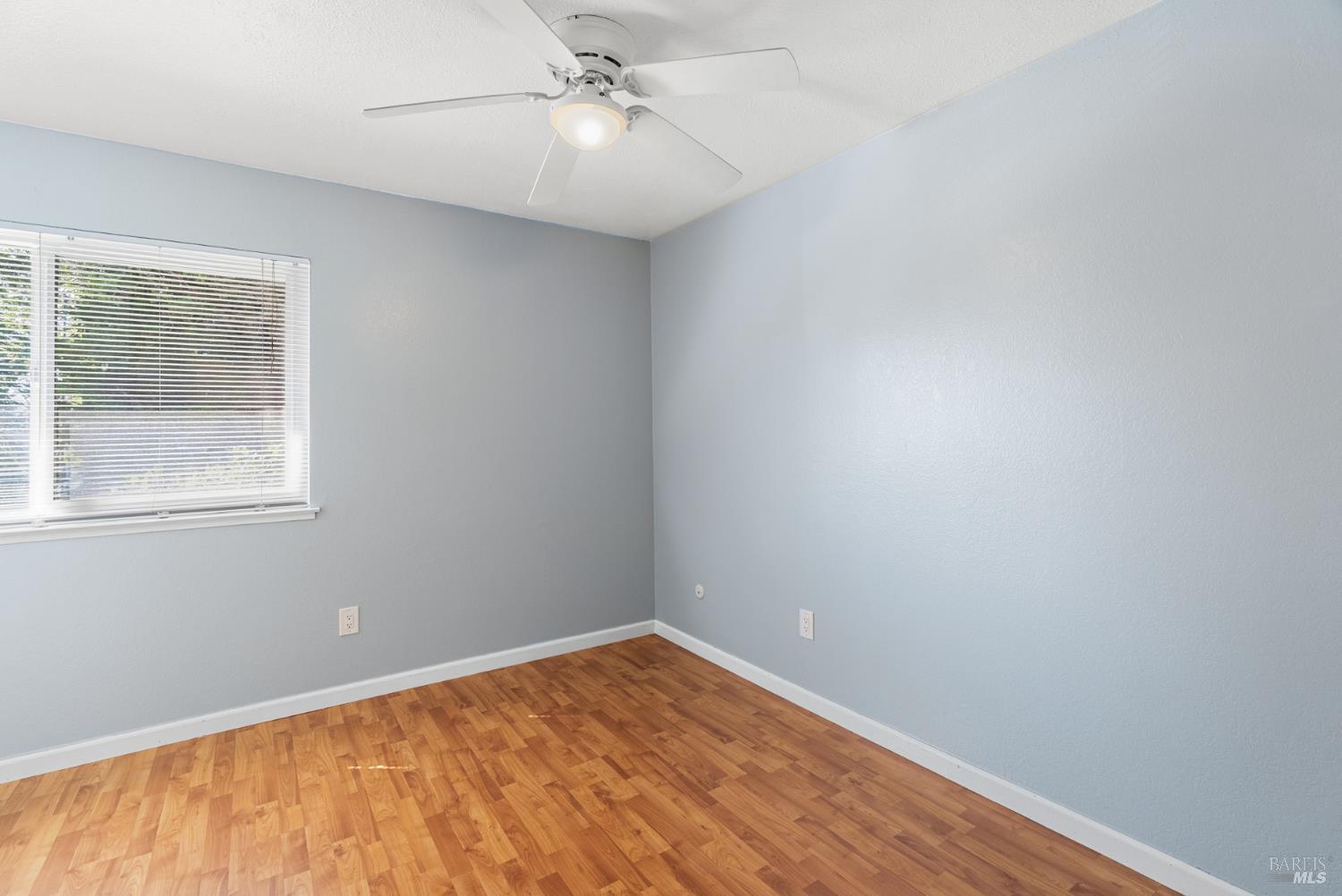 790 Hudis Street Rohnert Park, CA 94928 - Photo 29 of 41 a view of an empty room with a window