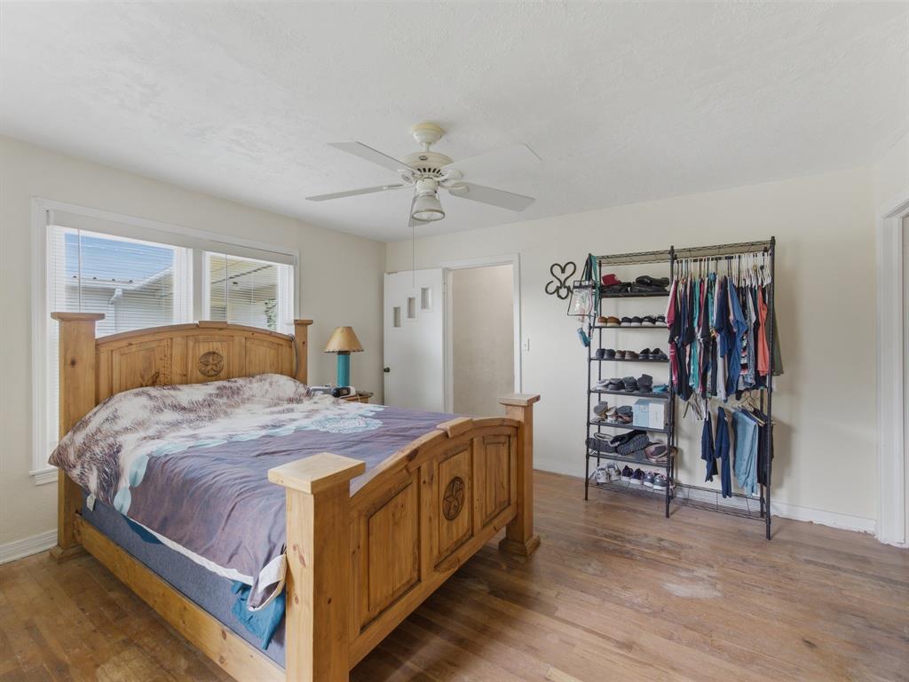 381 Bynum Road Bowie, TX 76230 - Photo 19 of 40