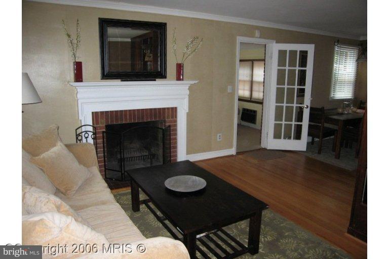 10008 Greenock Road Silver Spring, MD 20901 - Photo 5 of 6 Living Room