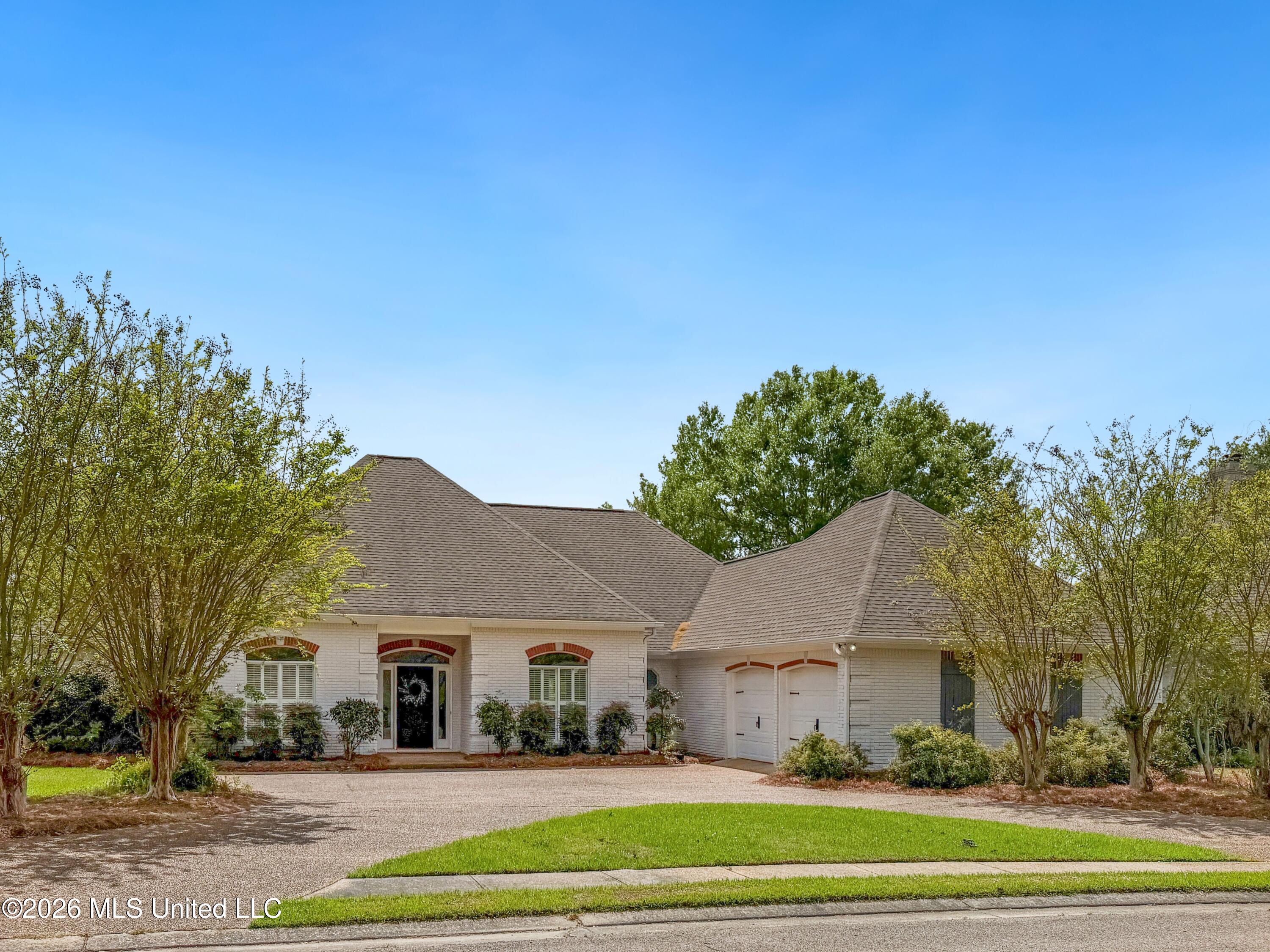 111 Eastpointe Circle Madison, MS 39110 - Photo 1 of 21 01-3