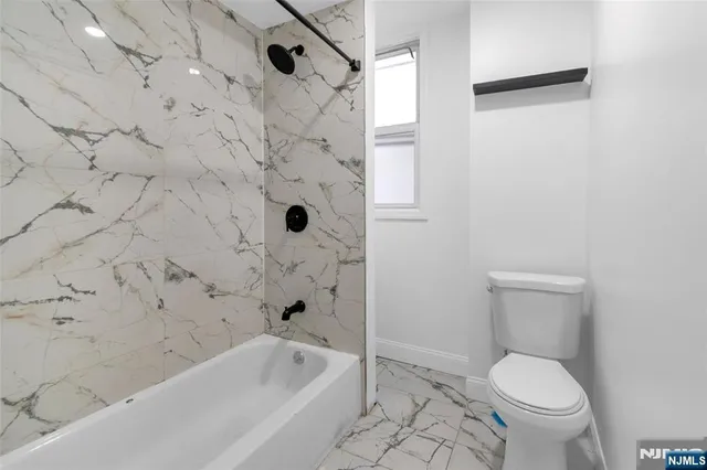 $2,000 | 45 Seymour Avenue, Unit 1, Newark, NJ 07108