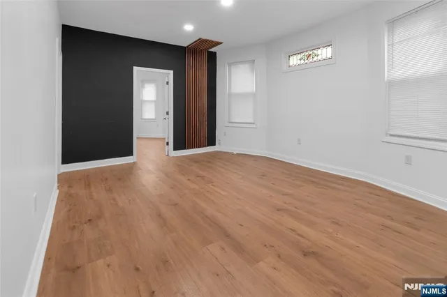 $2,000 | 45 Seymour Avenue, Unit 1, Newark, NJ 07108