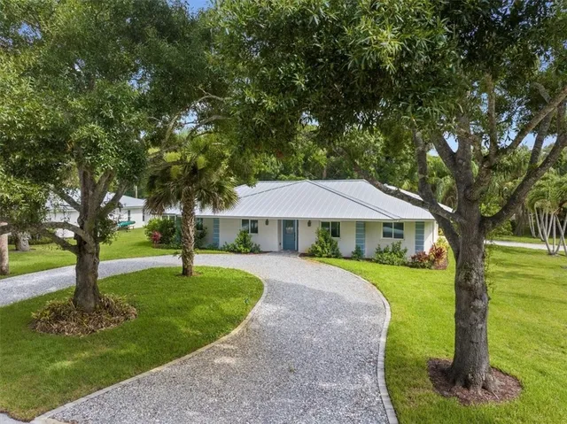 $809,000 | 616 Catalina Street, Vero Beach, FL 32960