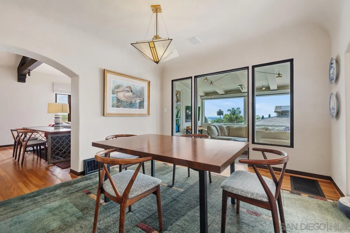 4111 Sunset Road San Diego, CA 92103 - Photo 7 of 36