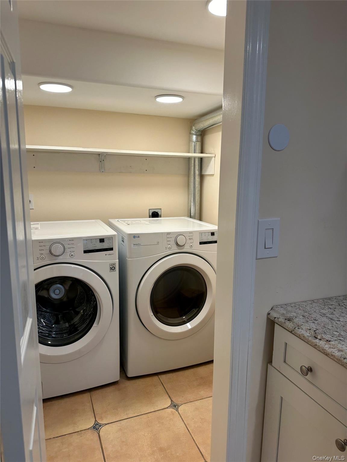 162 Spring Road Huntington, NY 11743 - Photo 10 of 17