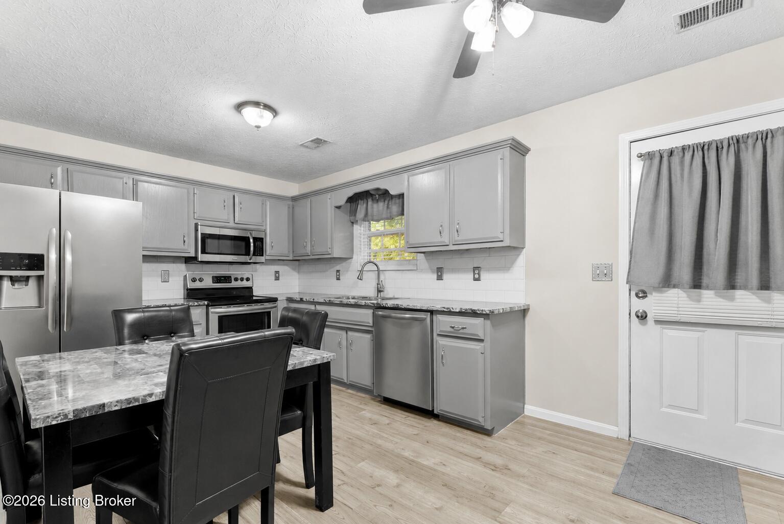 326 Camptown Road Bardstown, KY 40004 - Photo 8 of 22 F7EA78EB-47A2-4639-84E1-375C8D0938CB