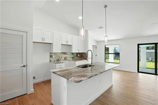 $1,800 | 3214 18th Street Southwest, Lehigh Acres, FL 33976