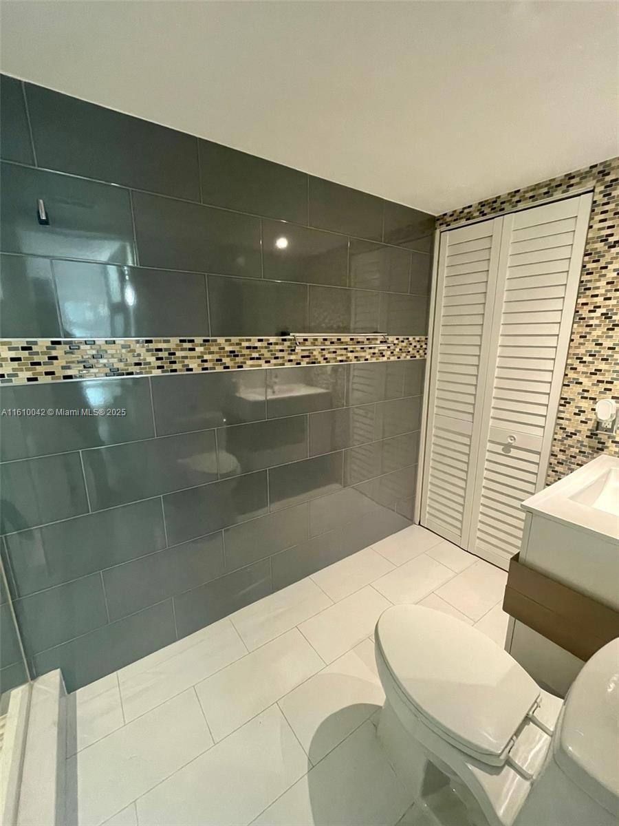 11800 Southwest 18th Street, Unit 1314 Miami, FL 33175 - Photo 15 of 29