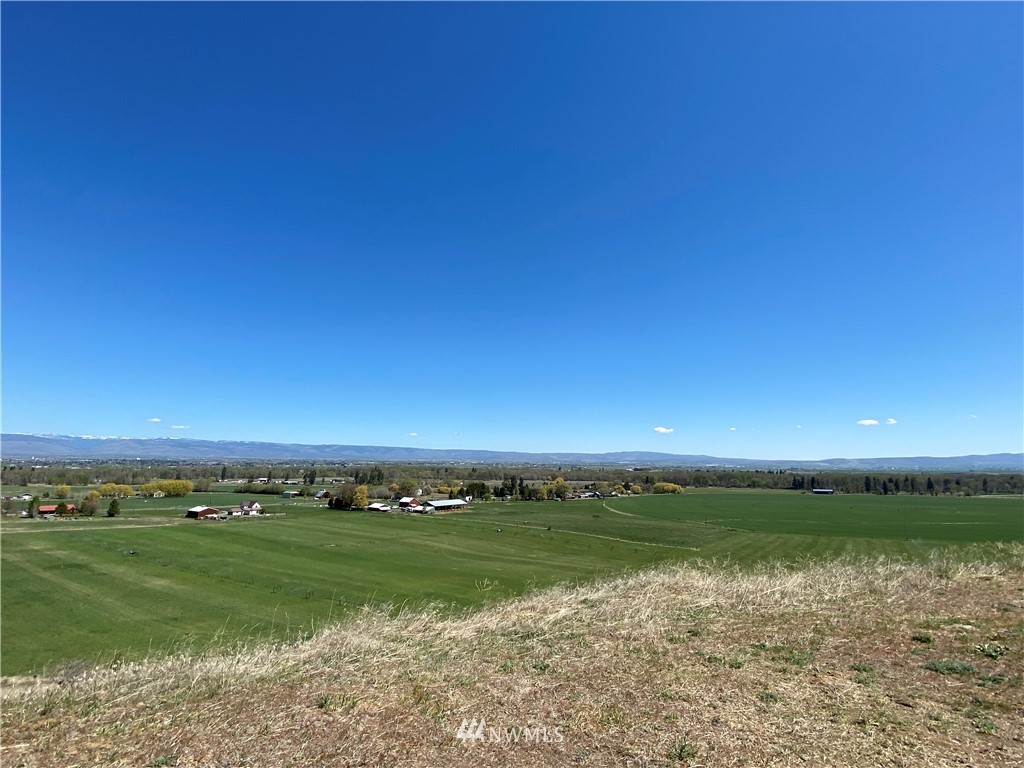 3732 Riverbottom Road Ellensburg, WA 98926 - Photo 3 of 16 Gallery Image 3