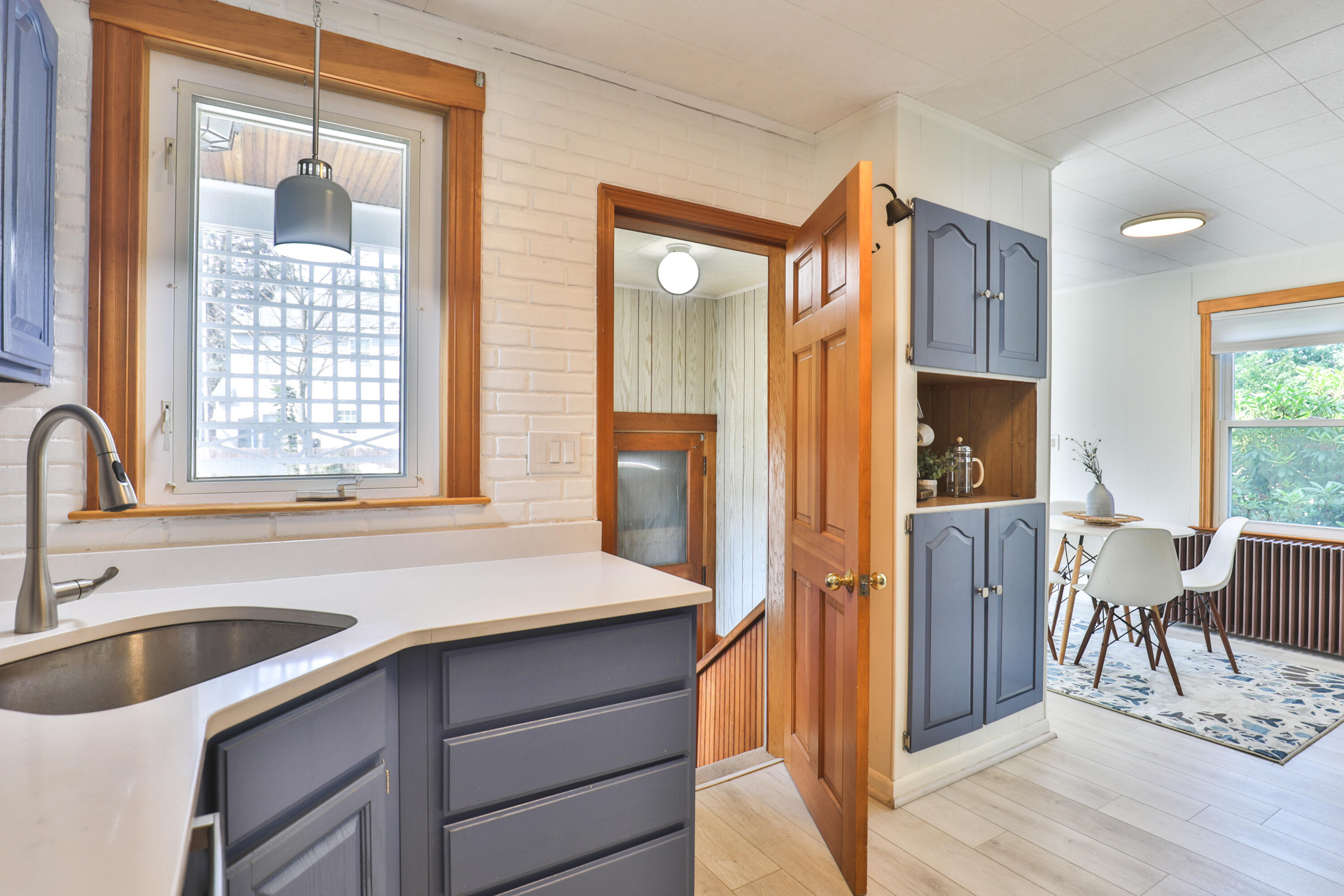 118 Keswick Road South Portland, ME 04106 - Photo 12 of 30 118-Keswick-South-Portland-018
