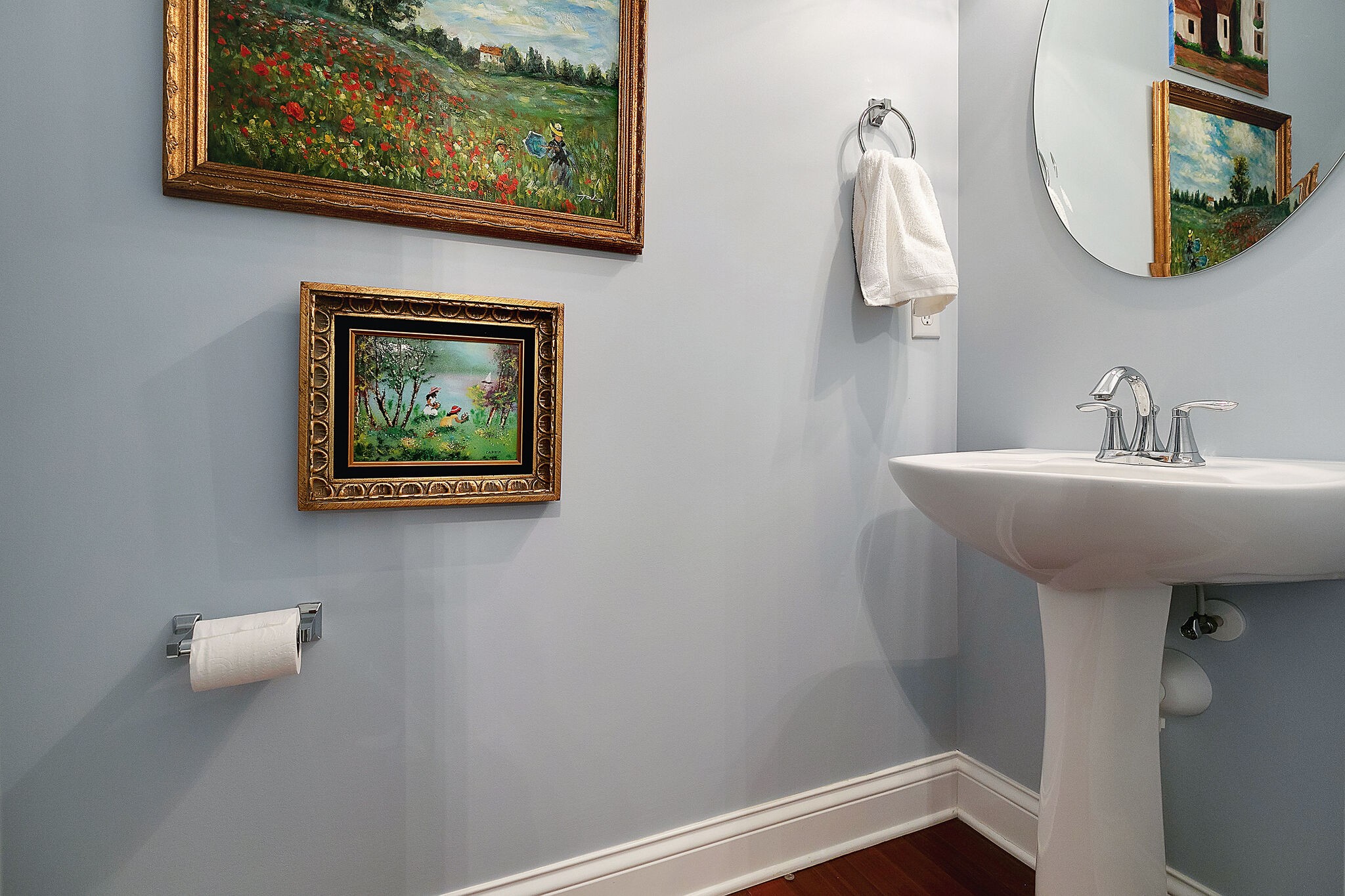 201 Verde Meadow Drive Franklin, TN 37067 - Photo 22 of 40 a bathroom with a sink and a mirror