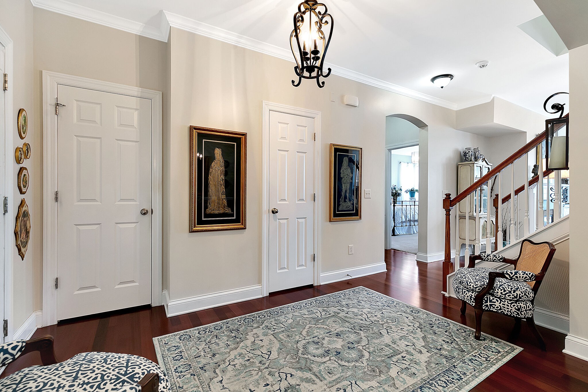 201 Verde Meadow Drive Franklin, TN 37067 - Photo 6 of 40 a living room with furniture