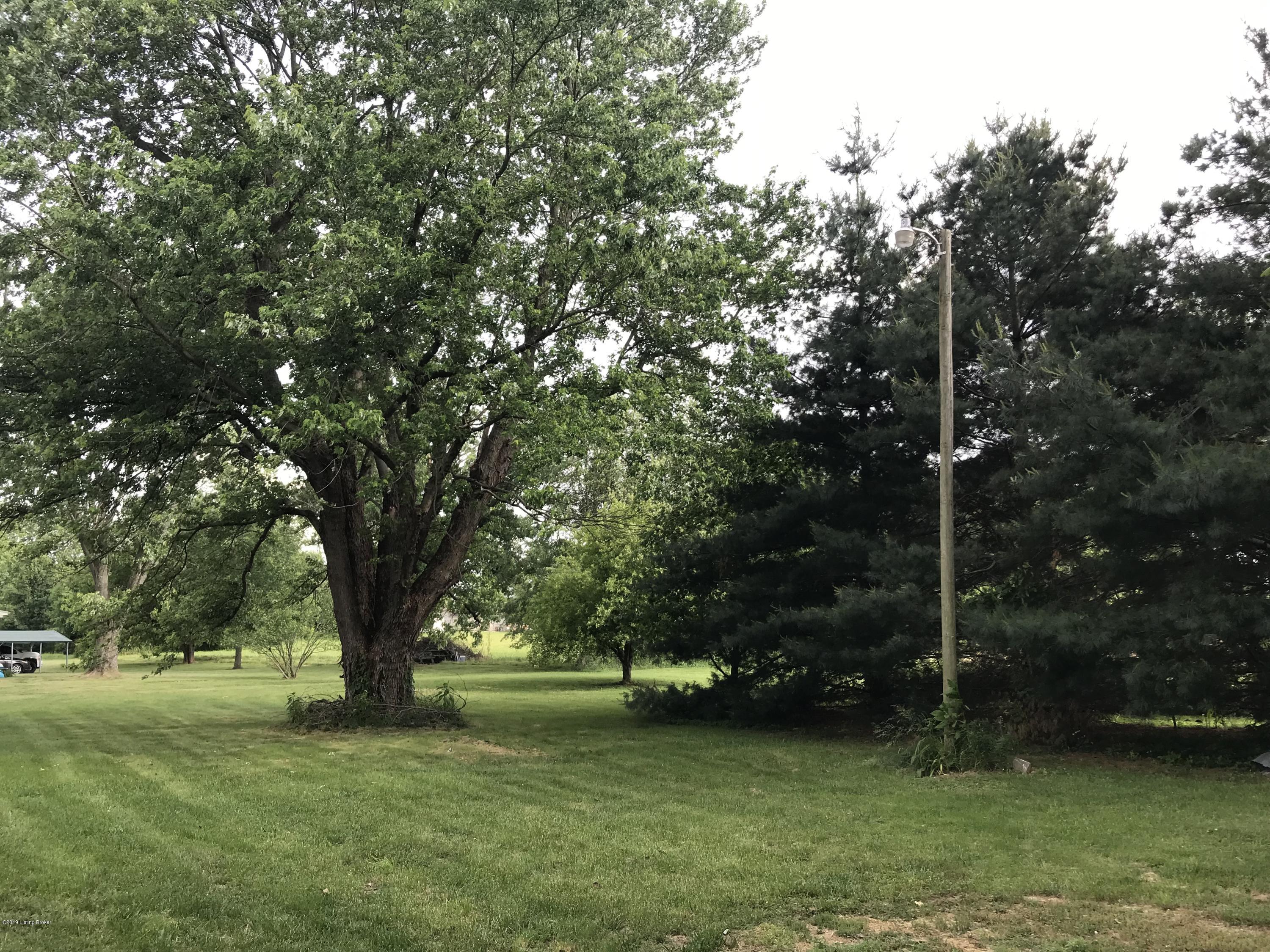 5053 Springfield Road Bardstown, KY 40004 - Photo 17 of 19 IMG_4900