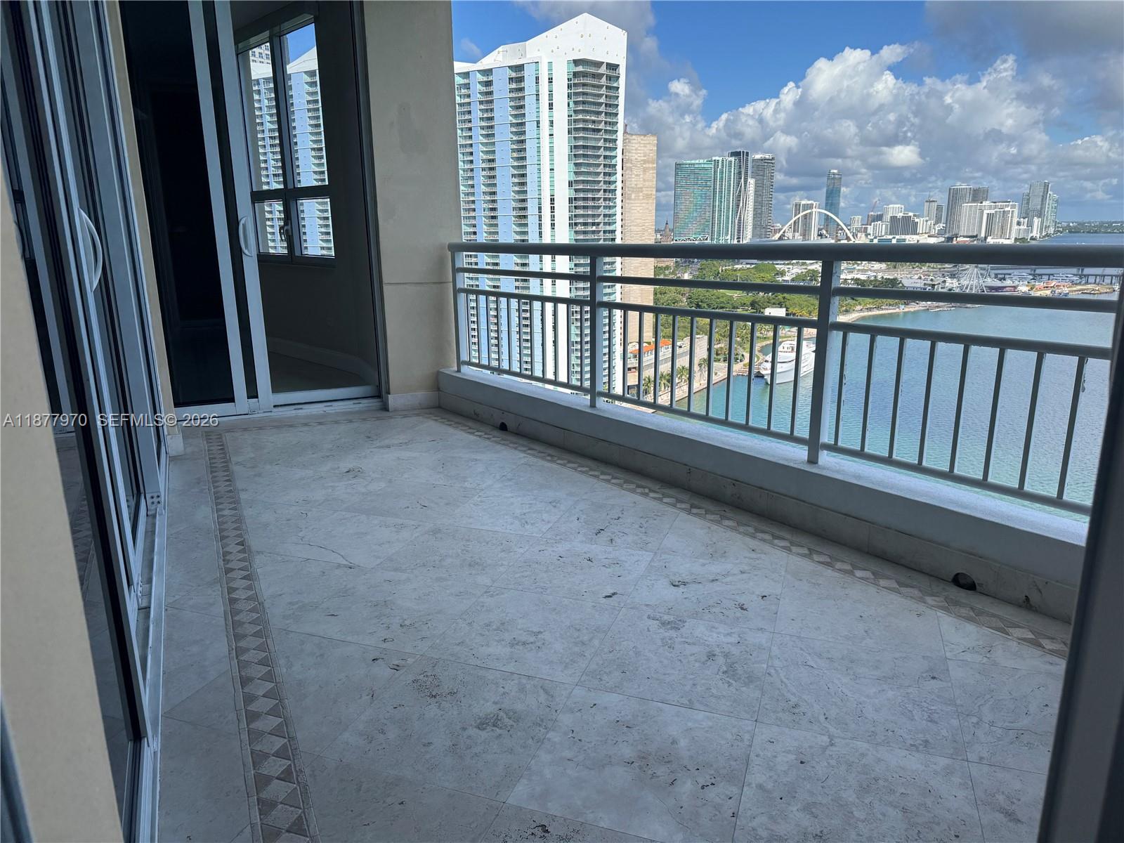 848 Brickell Key Drive, Unit 2502 Miami, FL 33131 - Photo 13 of 40