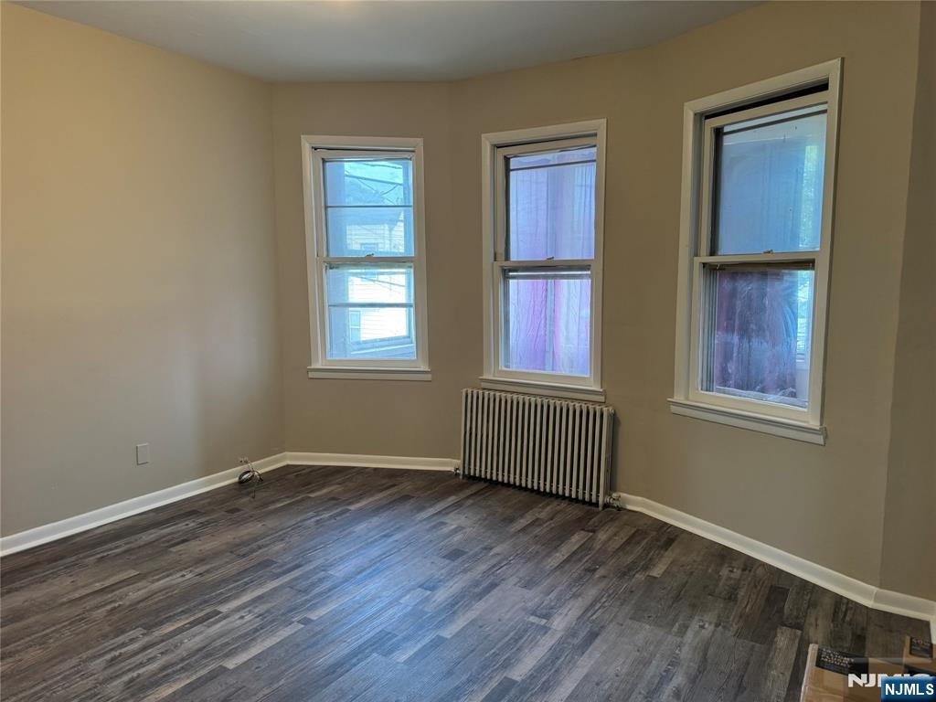 83 Ray Street Garfield, NJ 07026 - Photo 7 of 14 Gallery Image 7