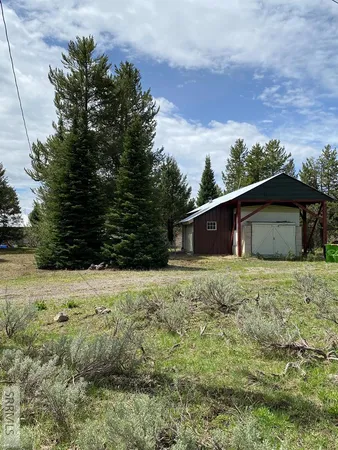 $289,000 | 3423 Oakwood Dr Island Park, Island Park, ID 83429