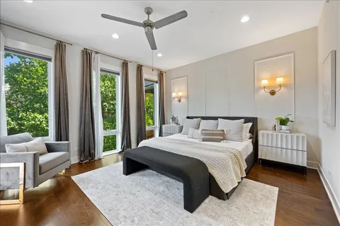 $2,500,000 | 2901 North Burling Street, Chicago, IL 60657