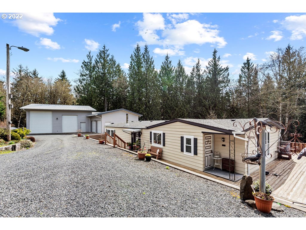 220 Walker Road Kelso, WA 98626 - Photo 1 of 31 Gallery Image 1