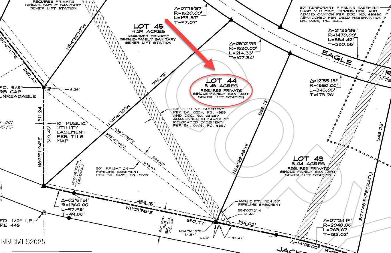 2511 Eagle Ridge Road, Unit 44 Genoa, NV 89411 - Photo 3 of 7 a close up of a wall with a white wall