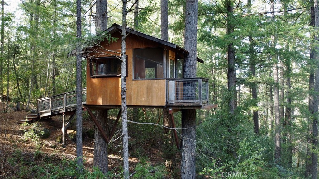 tree house