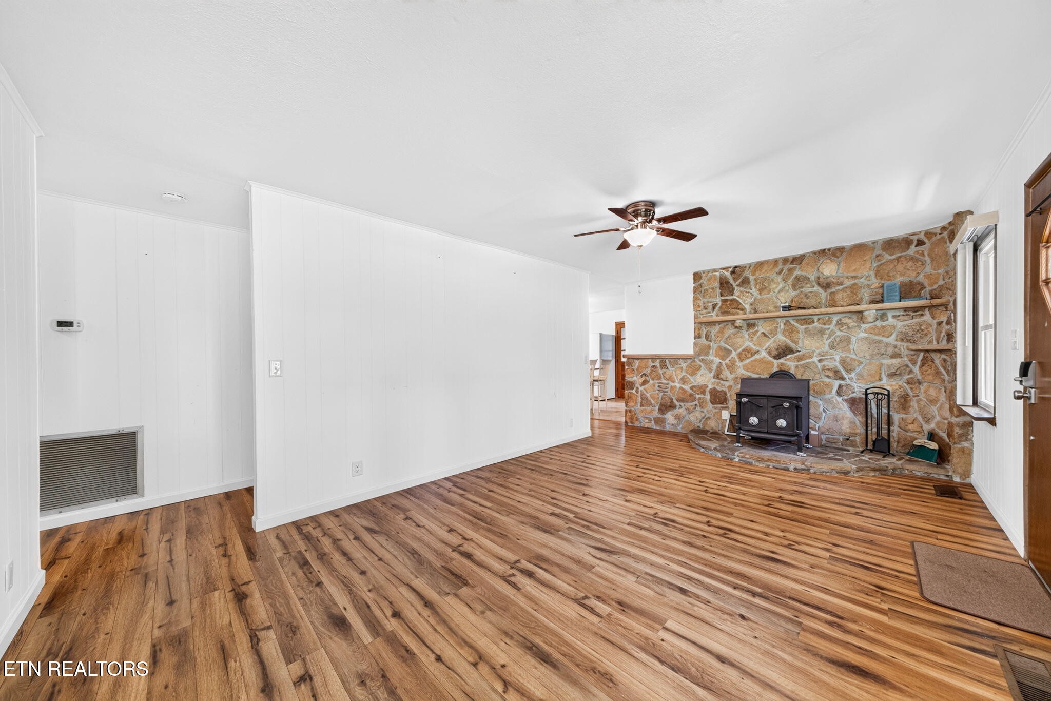 295 Bilbrey Road Crossville, TN 38571 - Photo 6 of 19