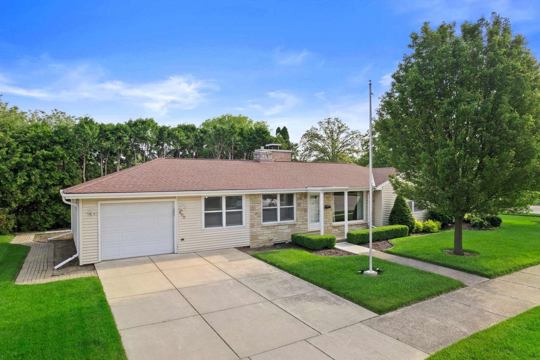 600 Lombard Avenue Racine, WI 53402 - Photo 1 of 1 600 Lombard Avenue