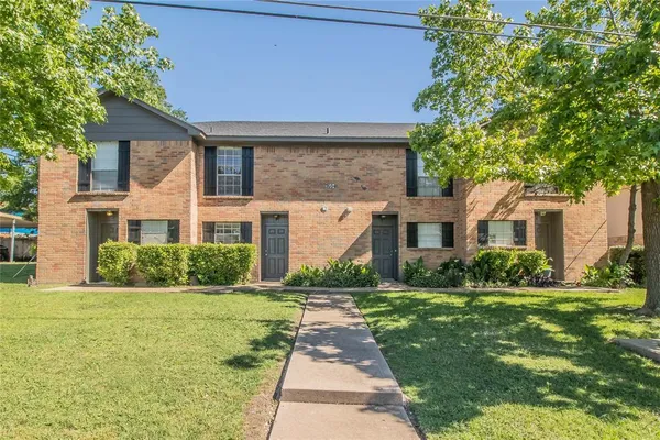 $1,395 | 7604 Chapin Road, Unit C, Fort Worth, TX 76116