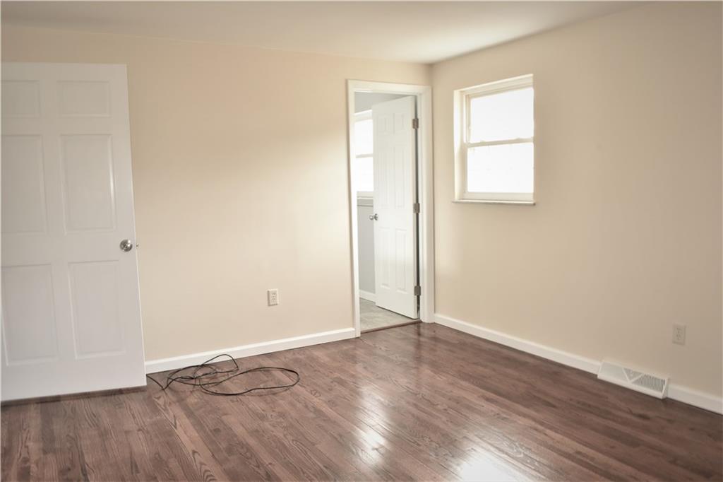 272 Hays Road Pittsburgh, PA 15241 - Photo 14 of 24 Gallery Image 14