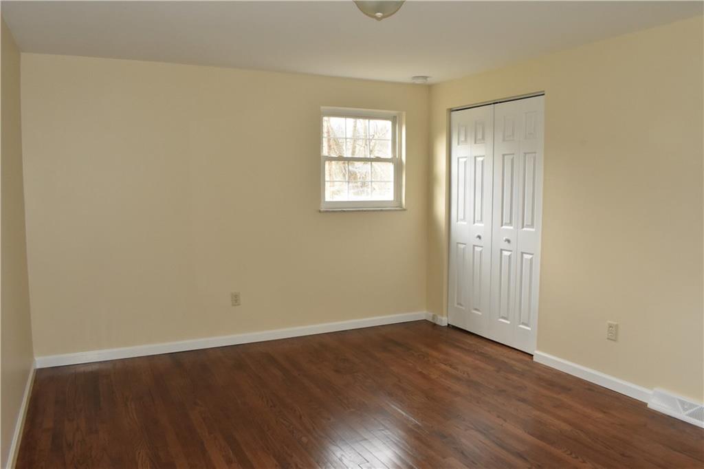 272 Hays Road Pittsburgh, PA 15241 - Photo 16 of 24 Gallery Image 16