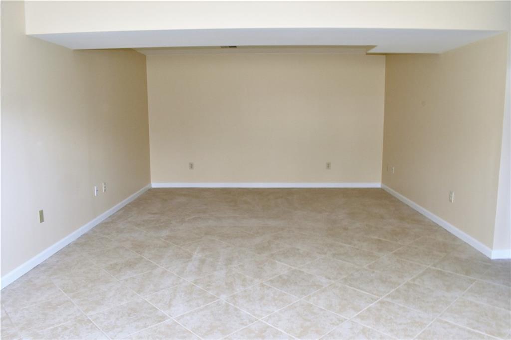 272 Hays Road Pittsburgh, PA 15241 - Photo 22 of 24 Gallery Image 22