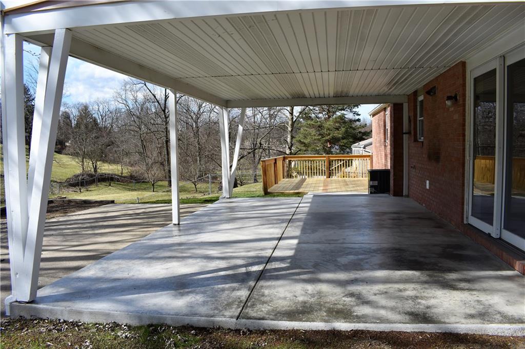 272 Hays Road Pittsburgh, PA 15241 - Photo 5 of 24 Gallery Image 5
